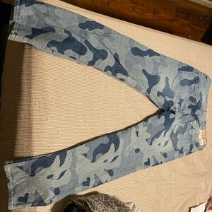True religion. Ricky relaxed straight. Size.31. indigo print